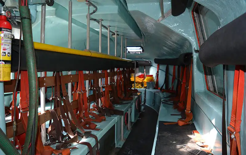 Kapal LNG untuk dijual