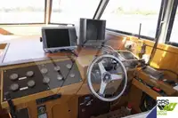 Kapal pelayaran untuk dijual