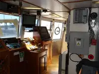 Kapal penyelidik untuk dijual