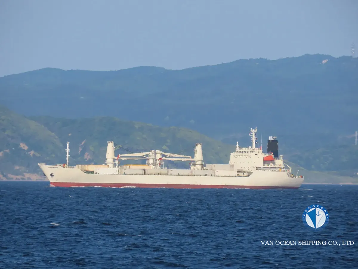 Kapal peti sejuk untuk dijual