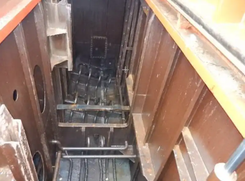 Kapal kerja untuk dijual