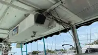 Kapal pelayaran untuk dijual