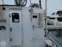 Kapal penyelamat untuk dijual