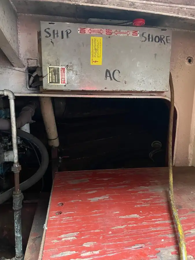 Kapal tunda untuk dijual