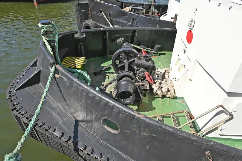 Kapal tunda untuk dijual