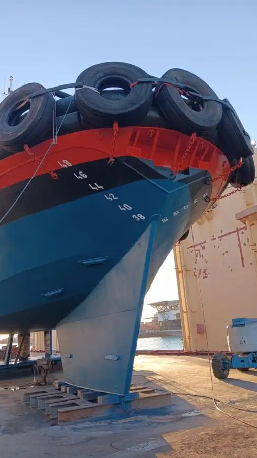 Kapal tunda untuk dijual