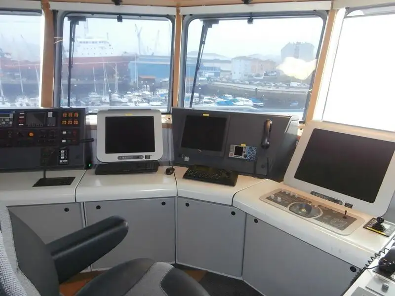 Kapal kontena untuk dijual