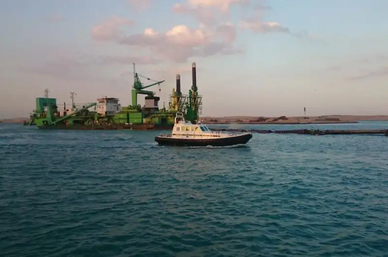 Kapal tinjauan untuk dijual