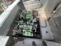 Kapal kerja untuk dijual