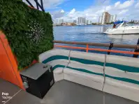Kapal pelayaran untuk dijual