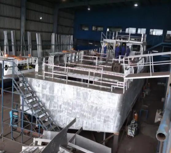 Kapal feri untuk dijual