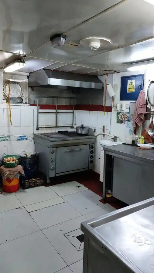 Tangki minyak/kimia untuk dijual
