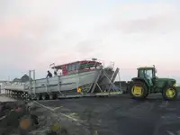Kapal pelayaran untuk dijual