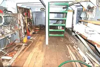 Kapal kren untuk dijual