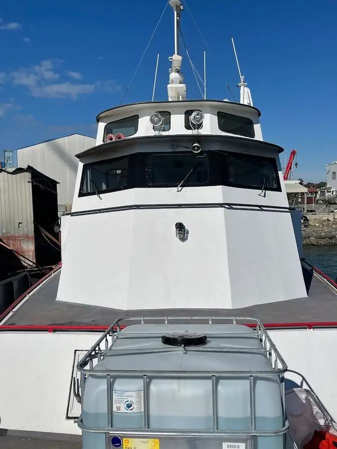 Kapal kontena untuk dijual