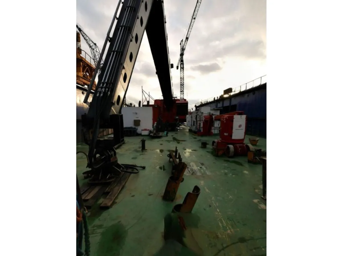 Tongkang untuk dijual