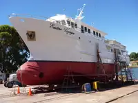 Kapal pukat untuk dijual