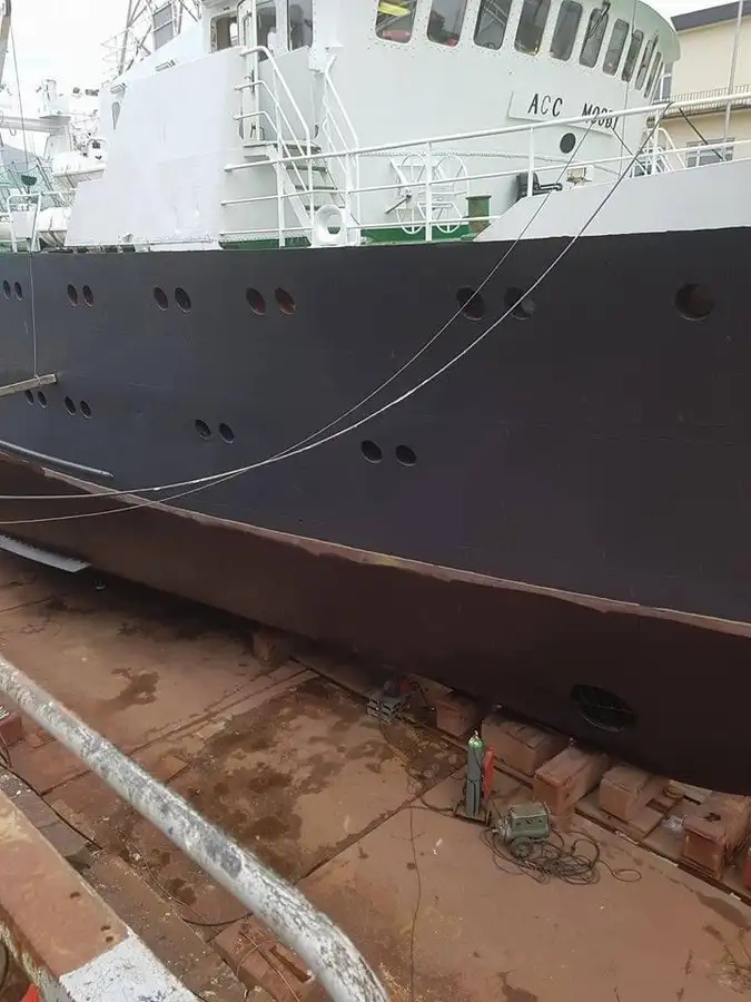 Kapal kontena untuk dijual