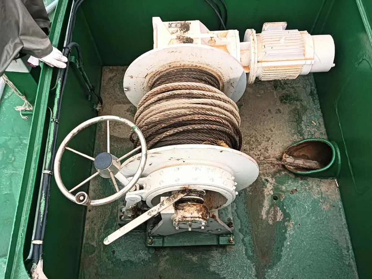 Kapal layar untuk dijual