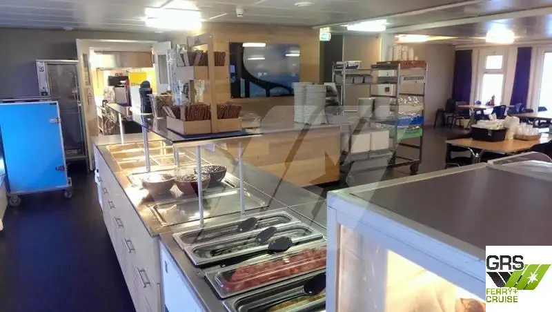 Kapal penginapan untuk dijual