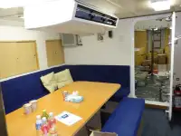 Kapal rondaan untuk dijual