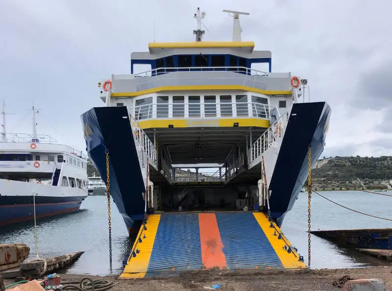 Kapal Ro-Ro untuk dijual
