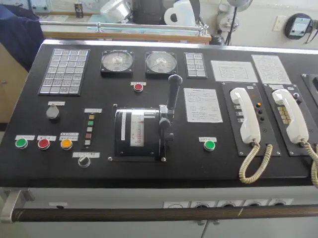 Kapal rondaan untuk dijual