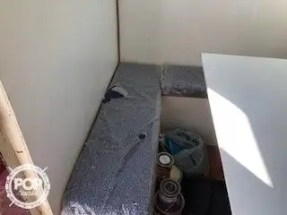 Kapal bekalan untuk dijual