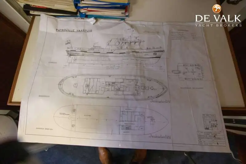 Kapal rondaan untuk dijual