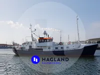 Kapal memancing untuk dijual