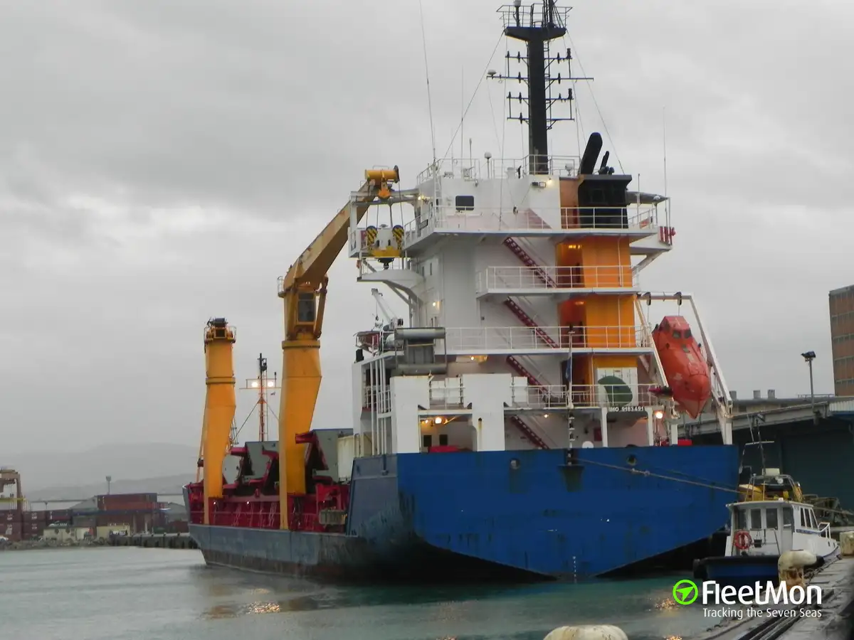 Kapal peti sejuk untuk dijual