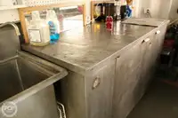 Kapal feri untuk dijual