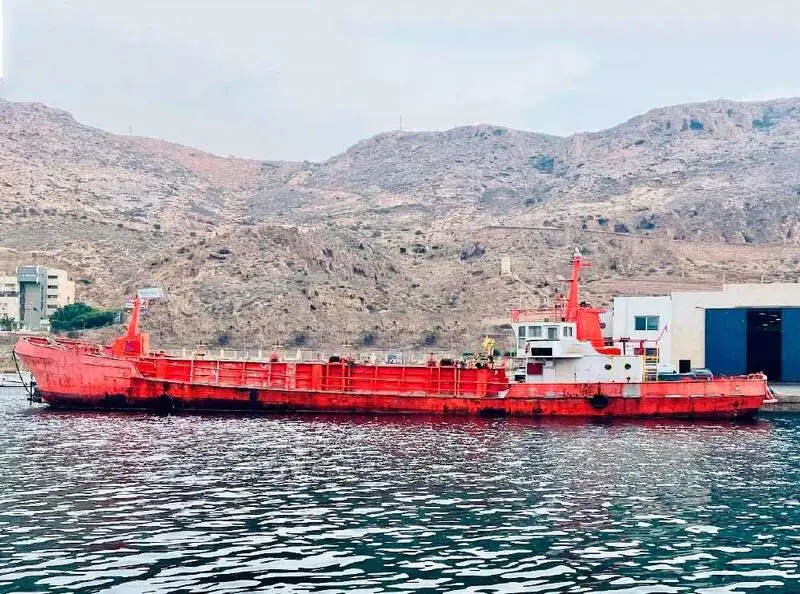 Kapal kontena untuk dijual