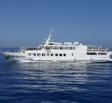Kapal feri untuk jualan