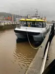 Kapal kerja untuk dijual