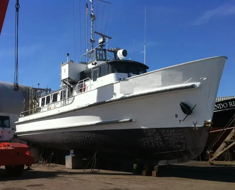 Kapal rondaan untuk dijual