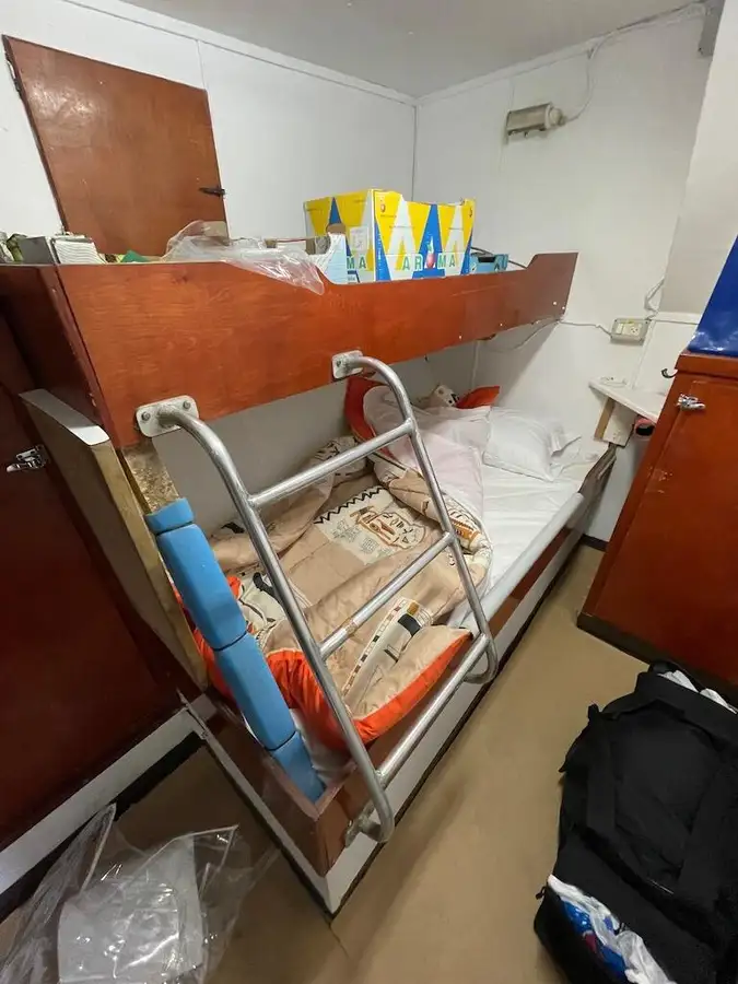 Kapal kontena untuk dijual