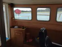 Kapal kerja untuk dijual