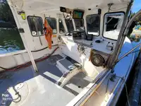 Kapal pemprosesan ikan untuk jualan