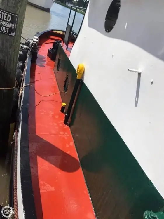 Kapal tunda untuk dijual