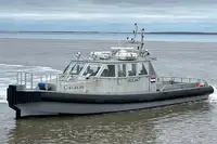 Kapal anak kapal untuk dijual