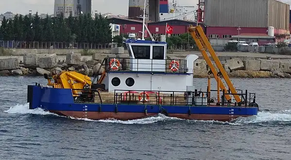 Kapal tunda untuk dijual