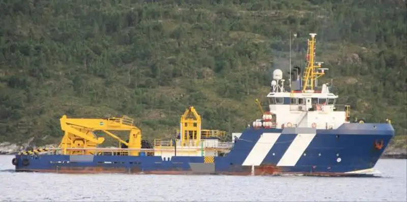 Kapal peti sejuk untuk dijual