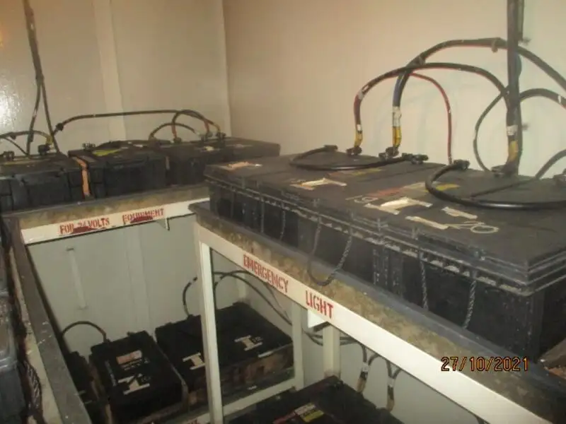 Kapal peti sejuk untuk dijual