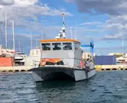 Kapal kerja untuk dijual
