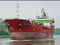 Oil/Chemical tanker untuk jualan