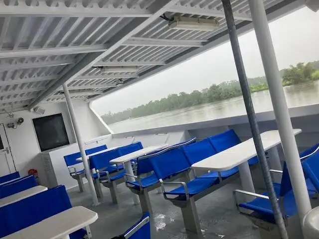 Kapal feri untuk dijual