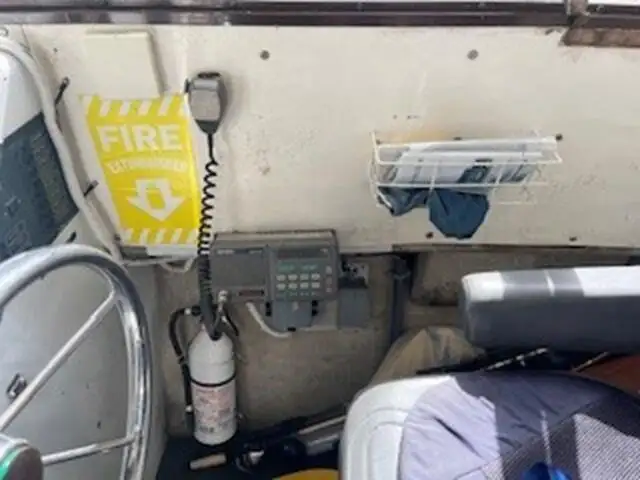 Kapal kerja untuk dijual