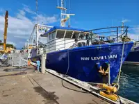 Kapal pukat untuk dijual