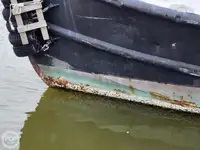 Kapal bekalan untuk dijual